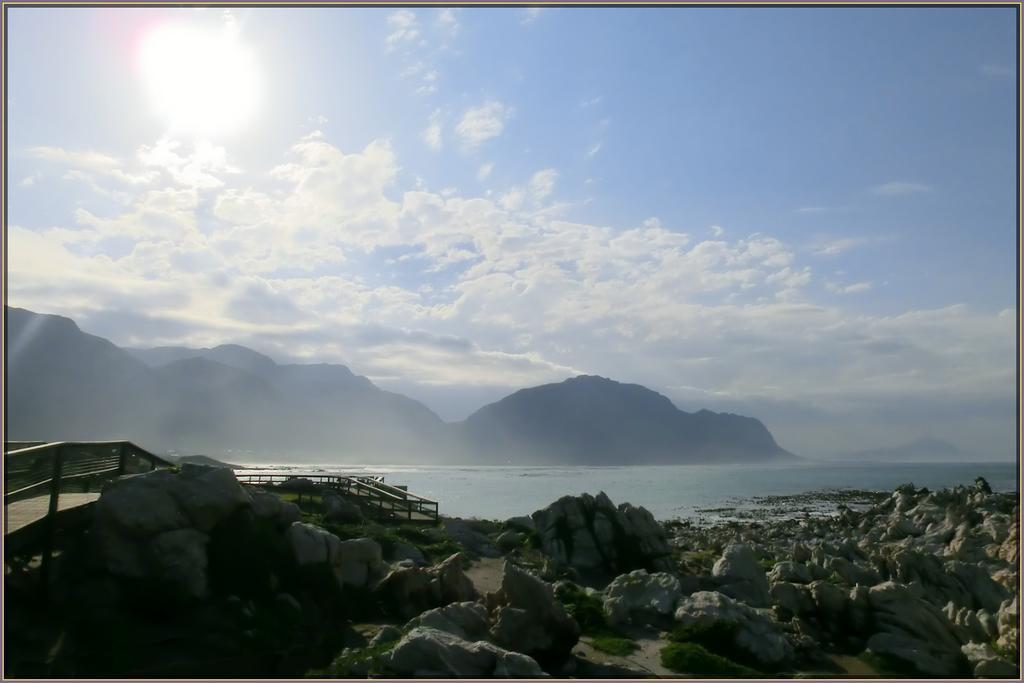 Kapensis Guesthouse Pringle Bay Esterno foto
