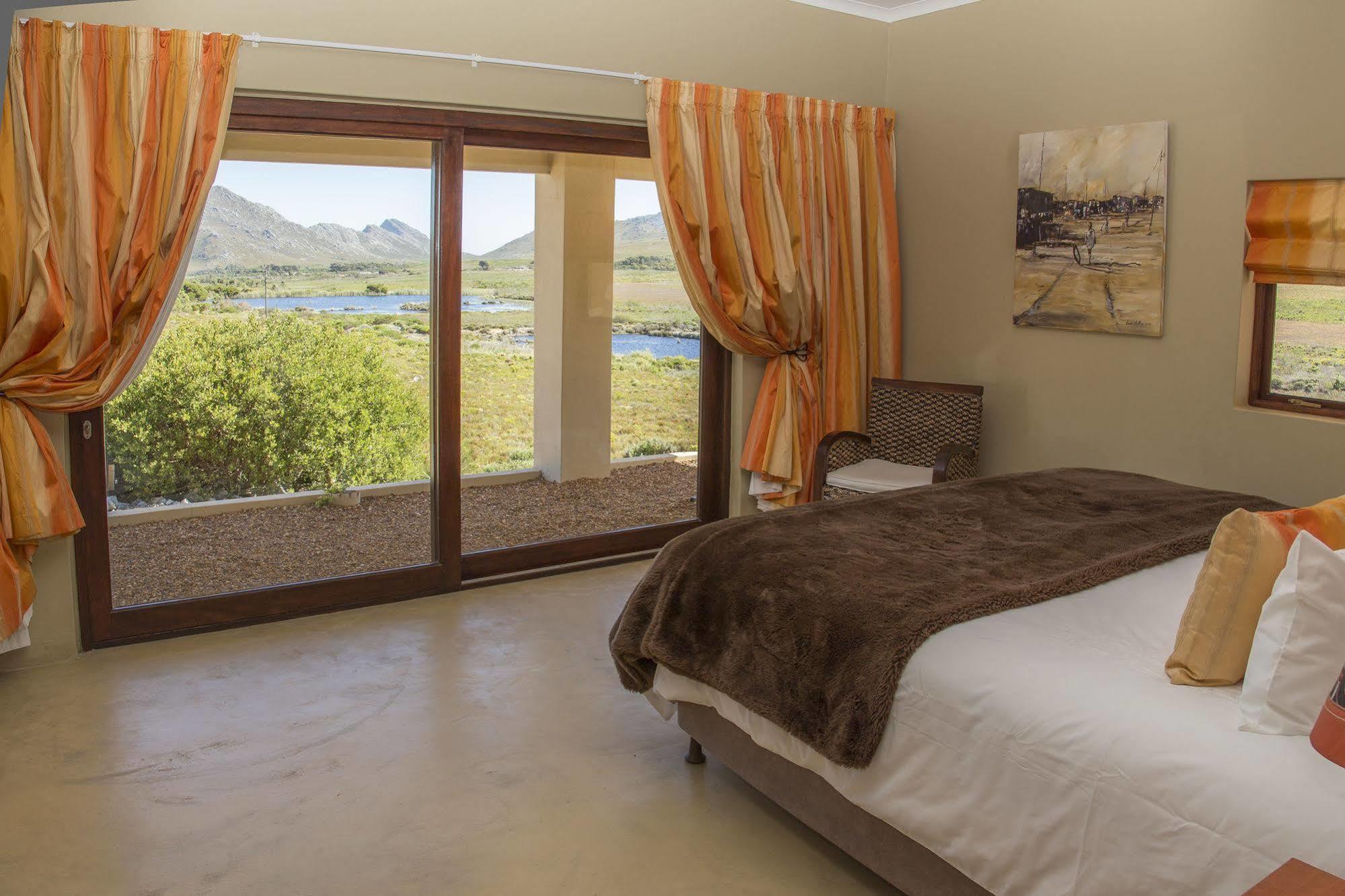 Kapensis Guesthouse Pringle Bay Esterno foto